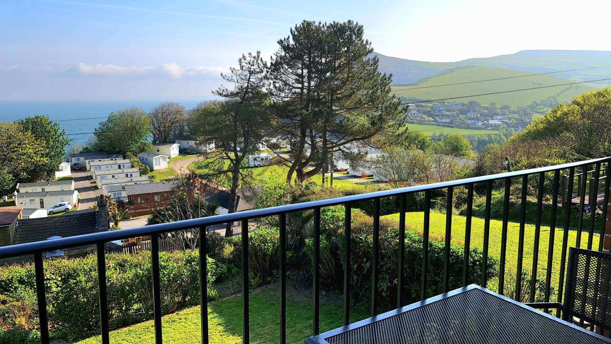 Newberry Wood Guesthouse Ilfracombe Exterior foto